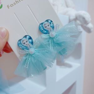 Frozen hair clips